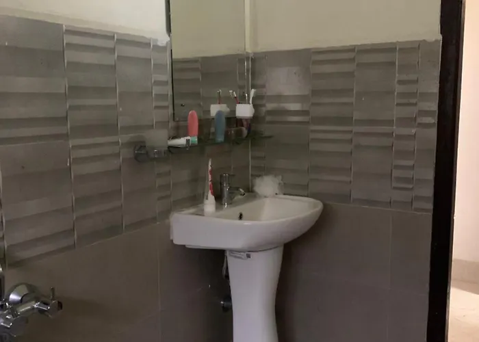 Travellers Bed And Breakfast Shillong